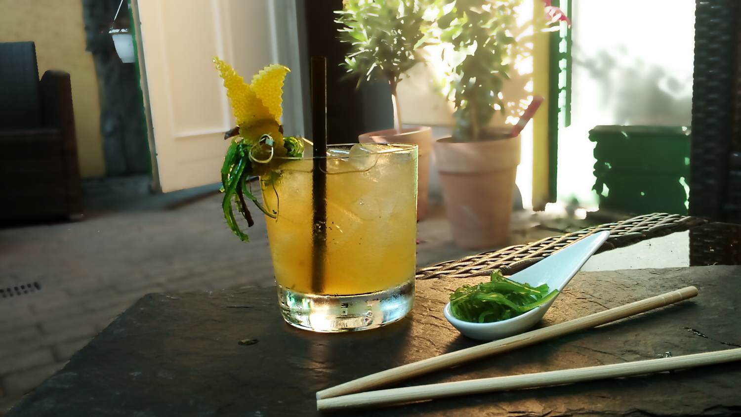 Wakame Smash Cocktail